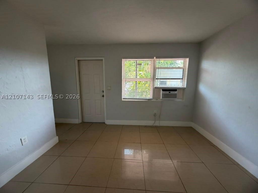 1281 Nw 60th St 6 Property Photo 2