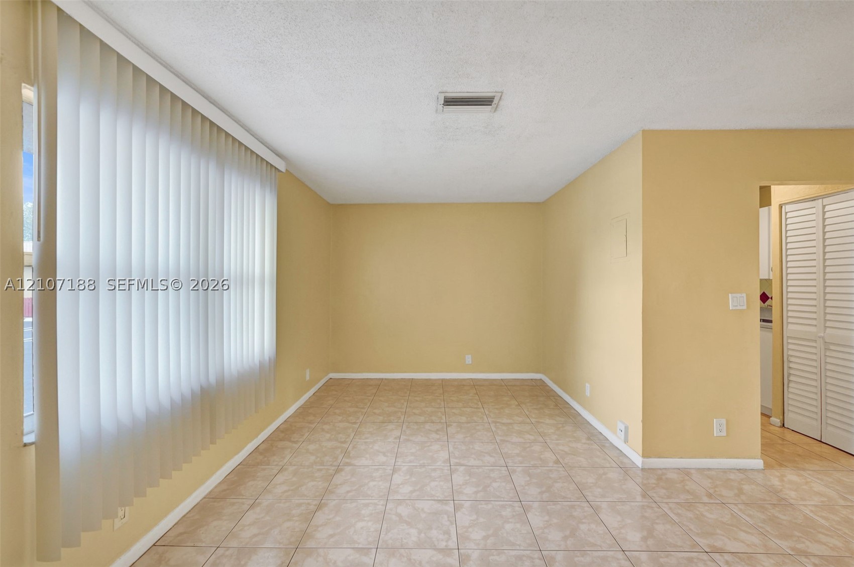 10301 Nw 36th St 2 Property Photo 6