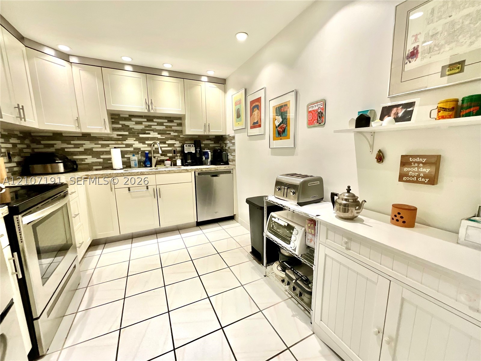 2500 Parkview Dr 1619 Property Photo 11
