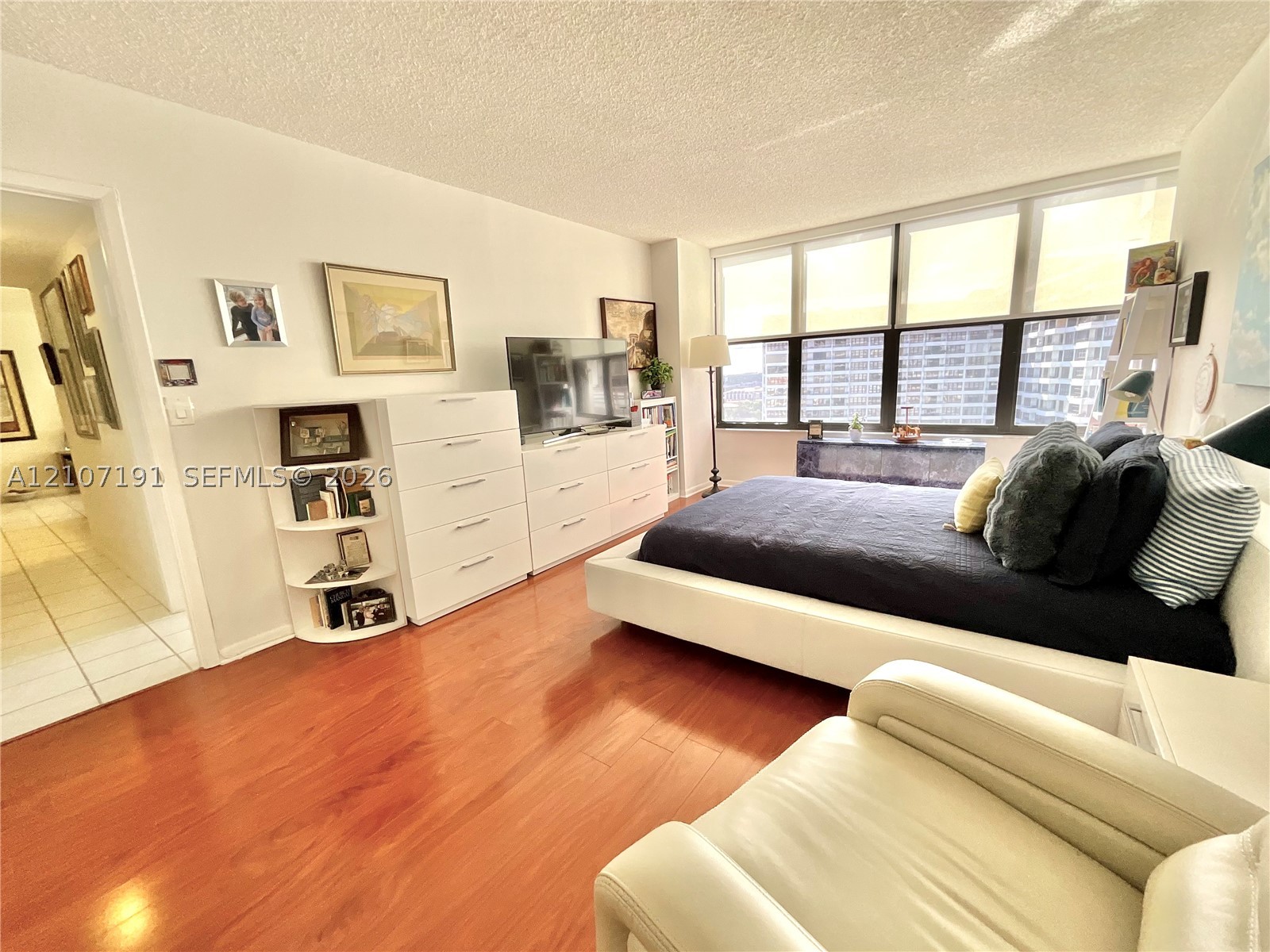 2500 Parkview Dr 1619 Property Photo 17