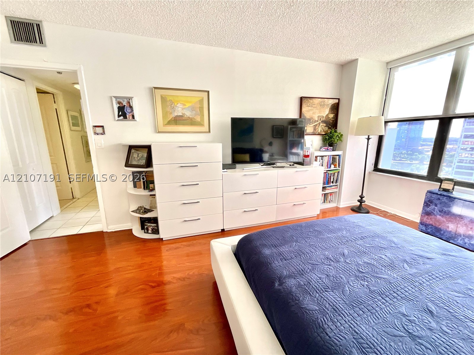 2500 Parkview Dr 1619 Property Photo 18