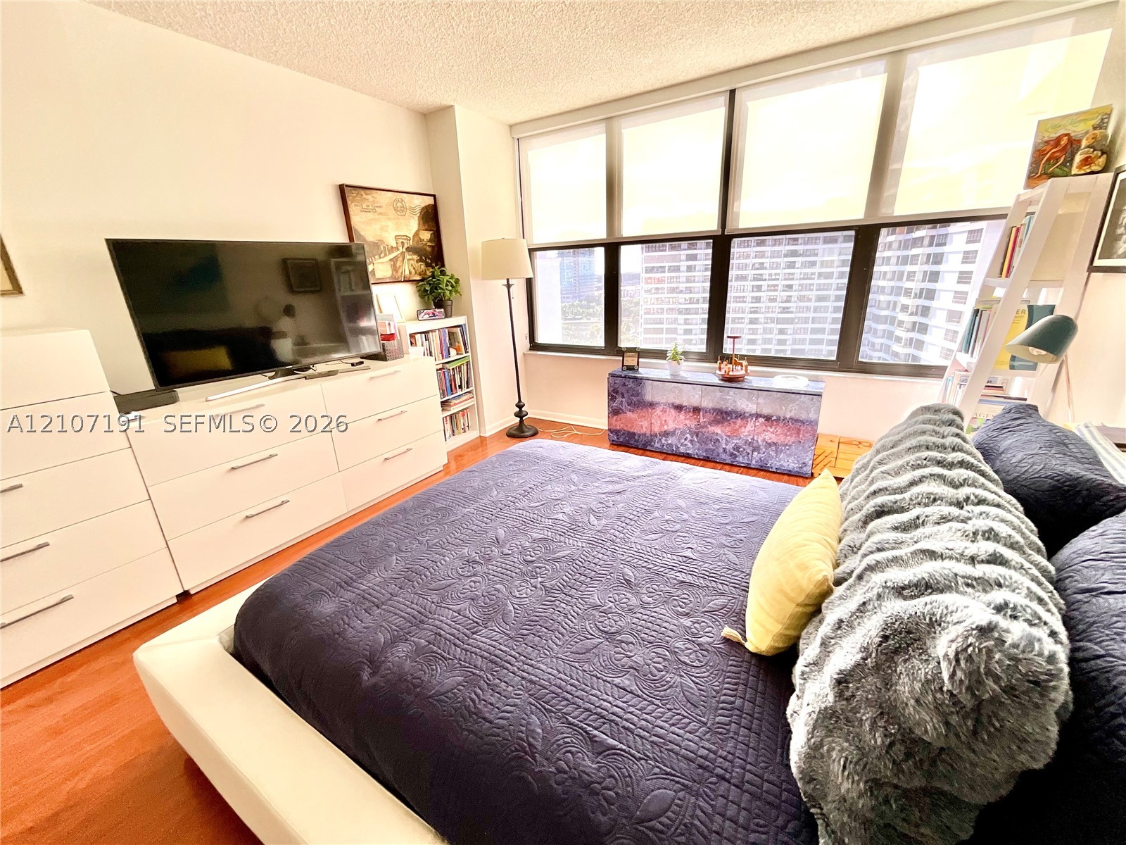 2500 Parkview Dr 1619 Property Photo 20