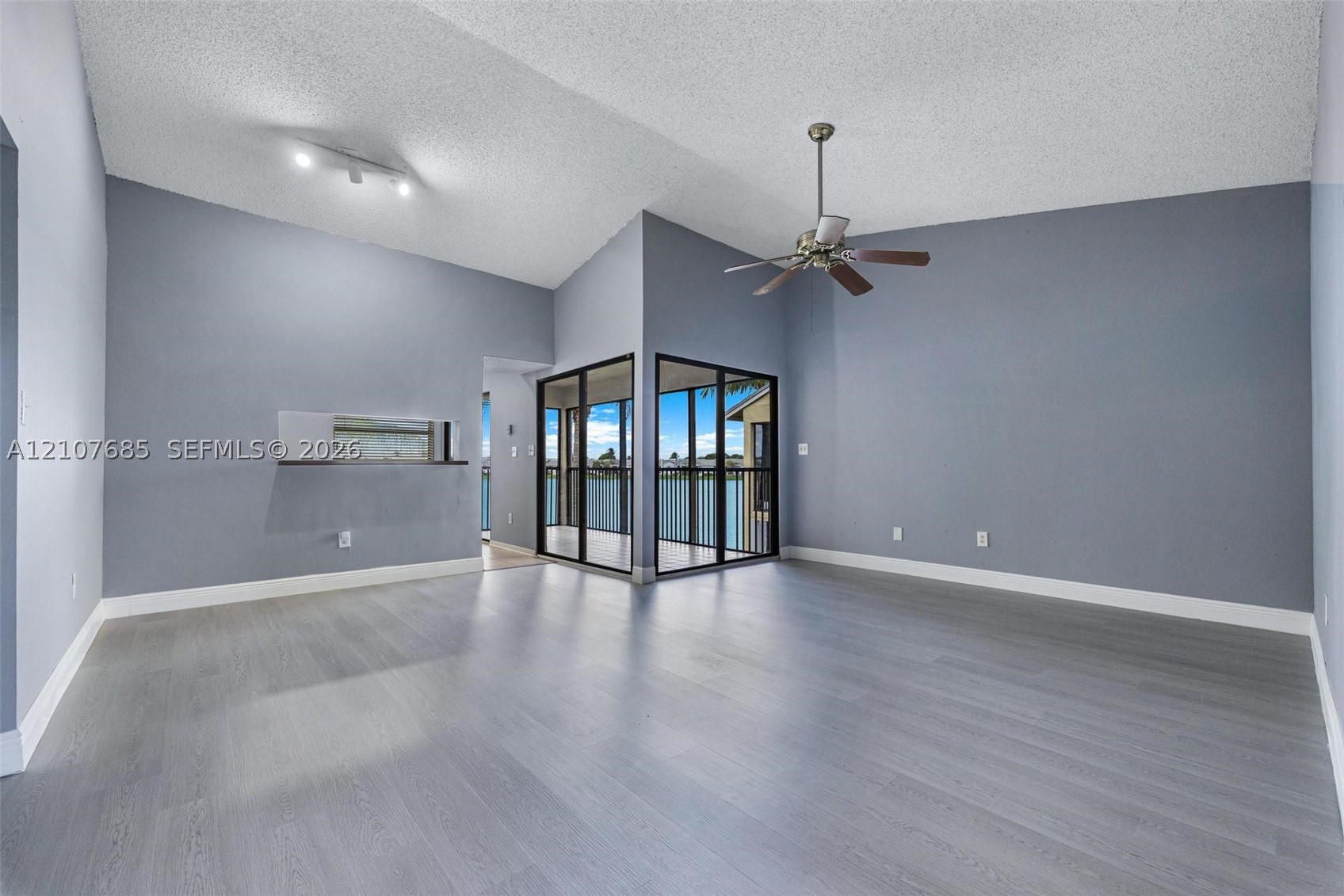 1460 Jefferson Dr 1460l Property Photo 4