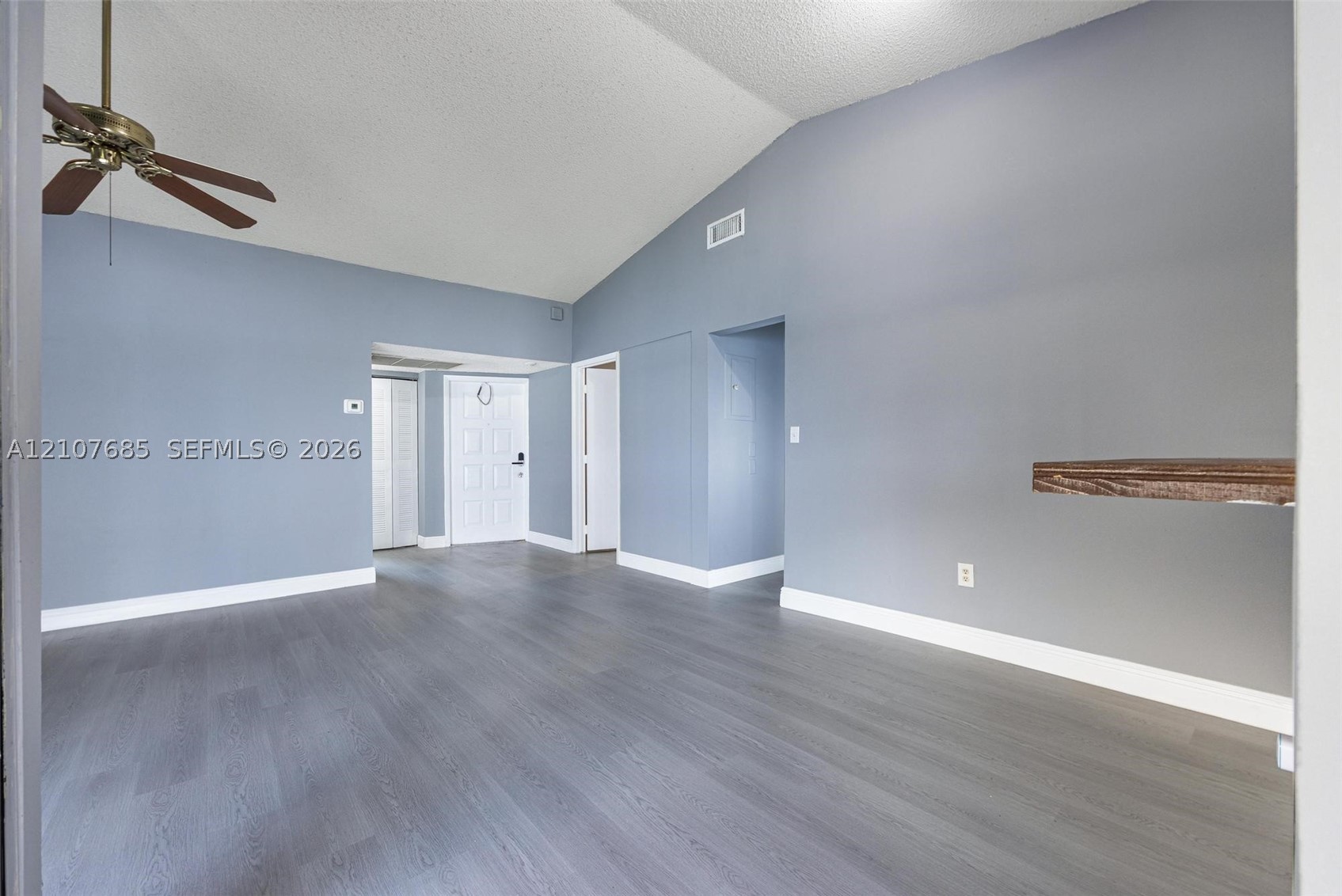 1460 Jefferson Dr 1460l Property Photo 10