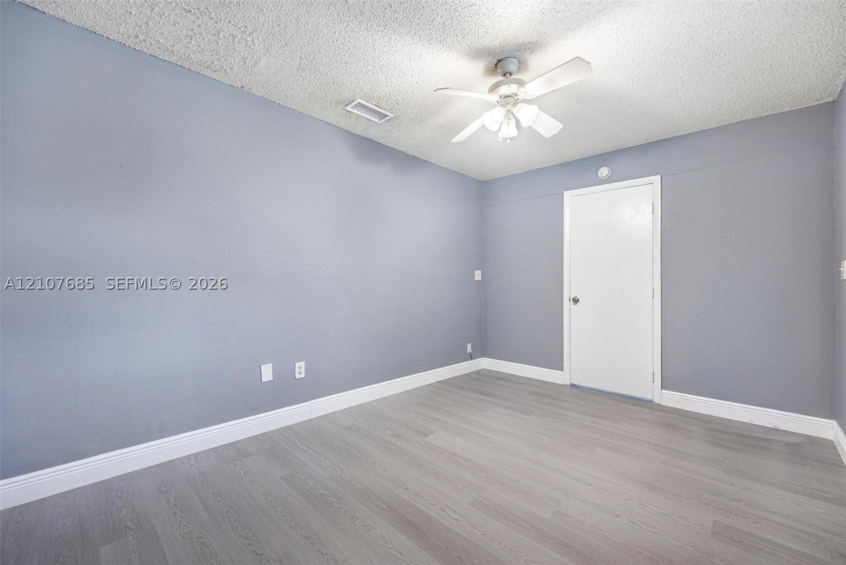 1460 Jefferson Dr 1460l Property Photo 23