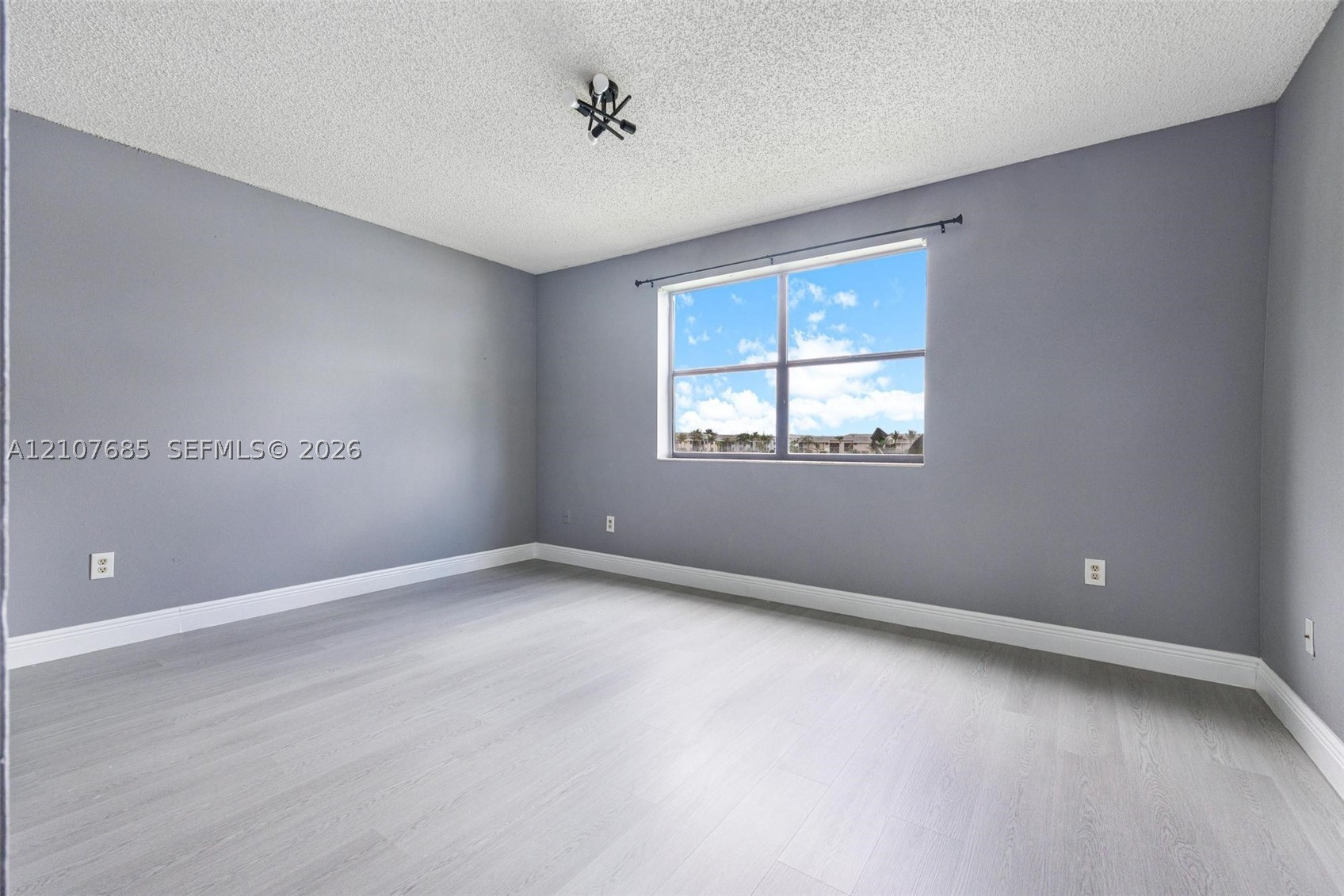 1460 Jefferson Dr 1460l Property Photo 27