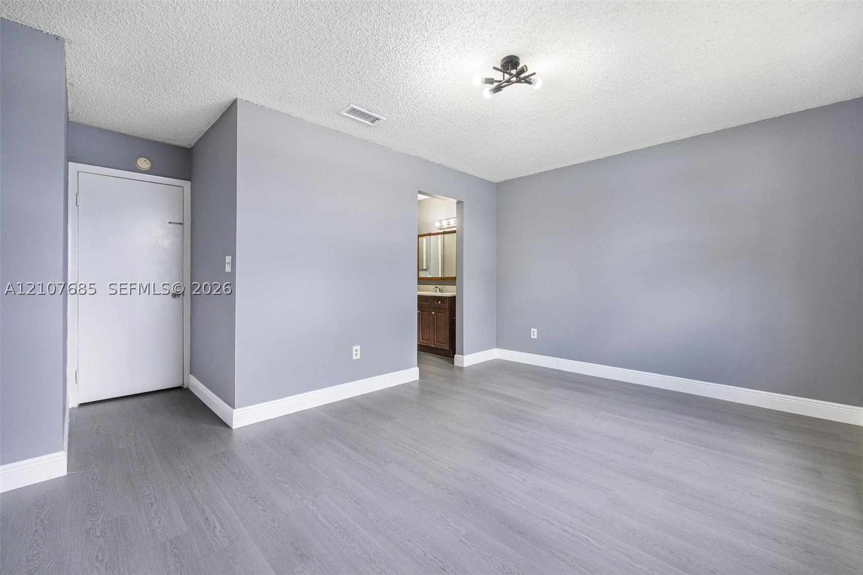 1460 Jefferson Dr 1460l Property Photo 28