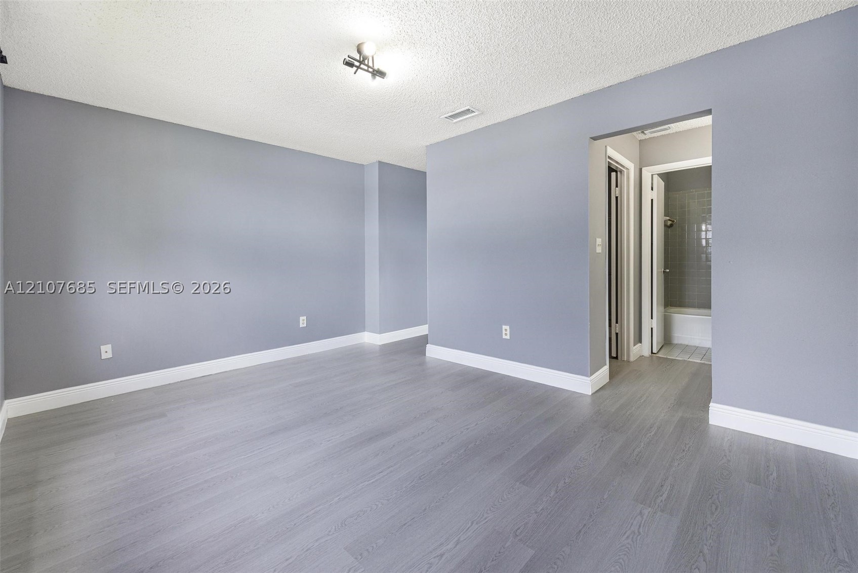 1460 Jefferson Dr 1460l Property Photo 29