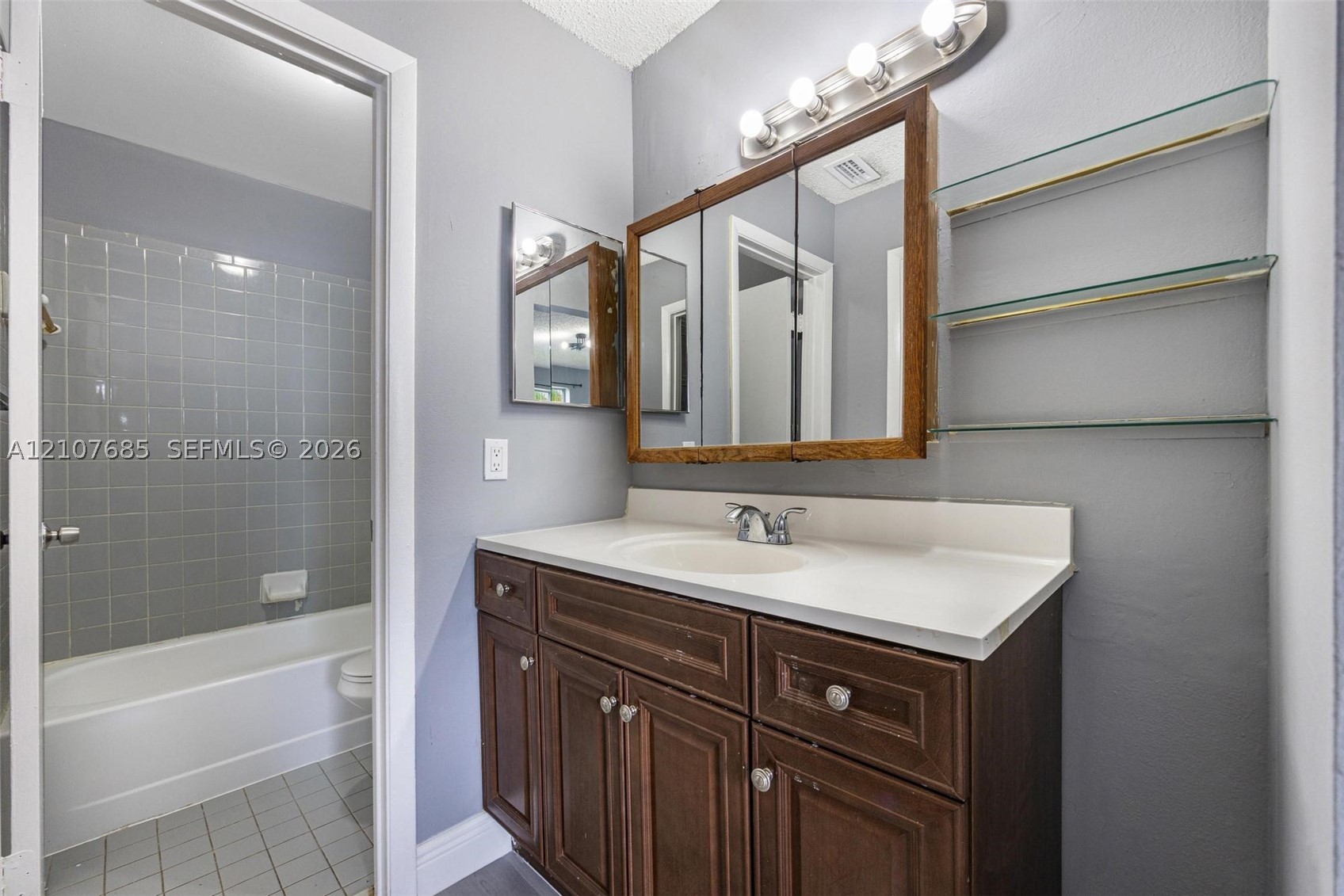 1460 Jefferson Dr 1460l Property Photo 31