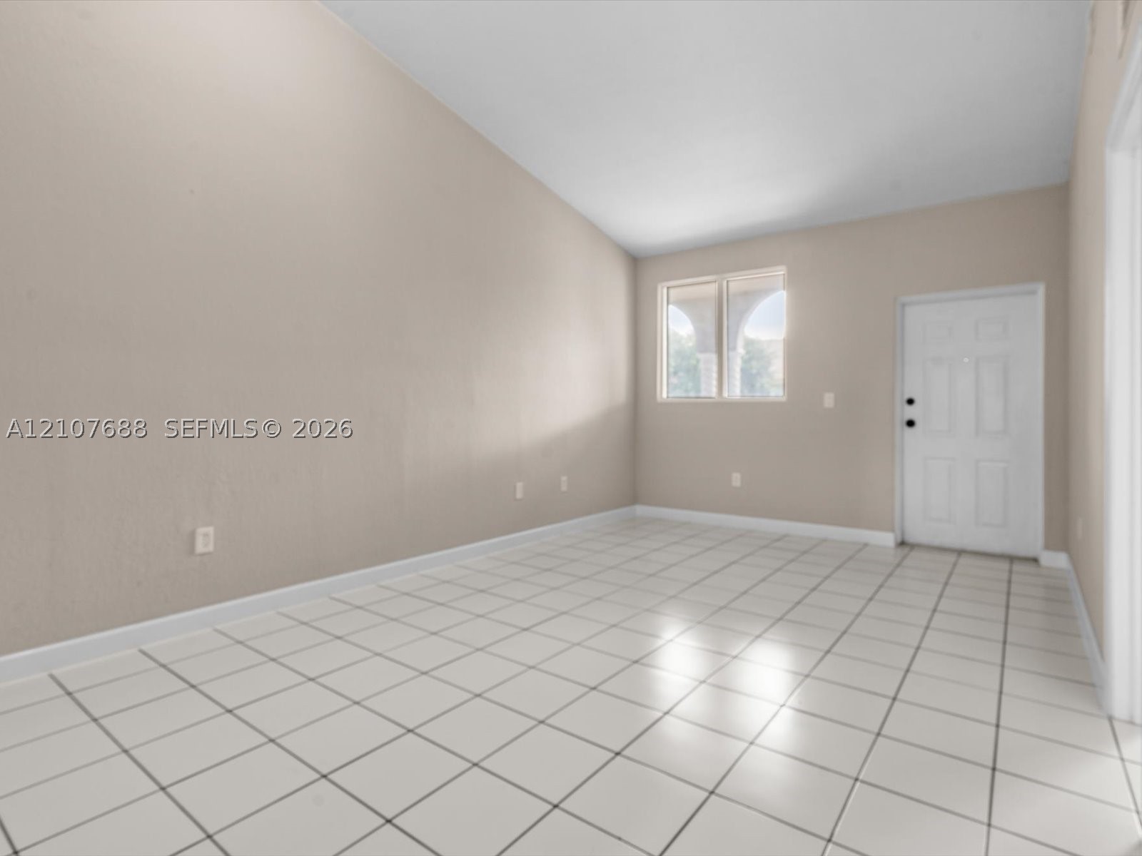 1677 Se 27th Ct 202 Property Photo 8