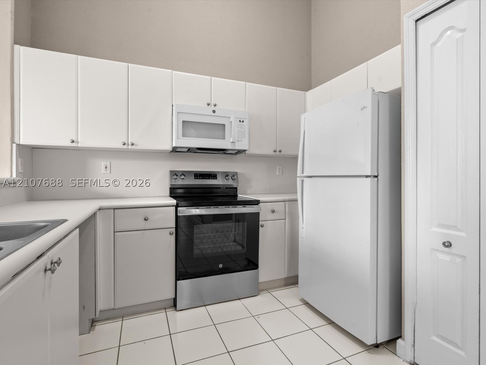 1677 Se 27th Ct 202 Property Photo 13