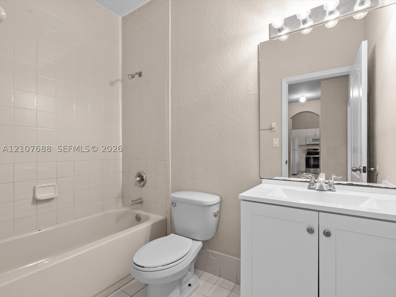 1677 Se 27th Ct 202 Property Photo 26