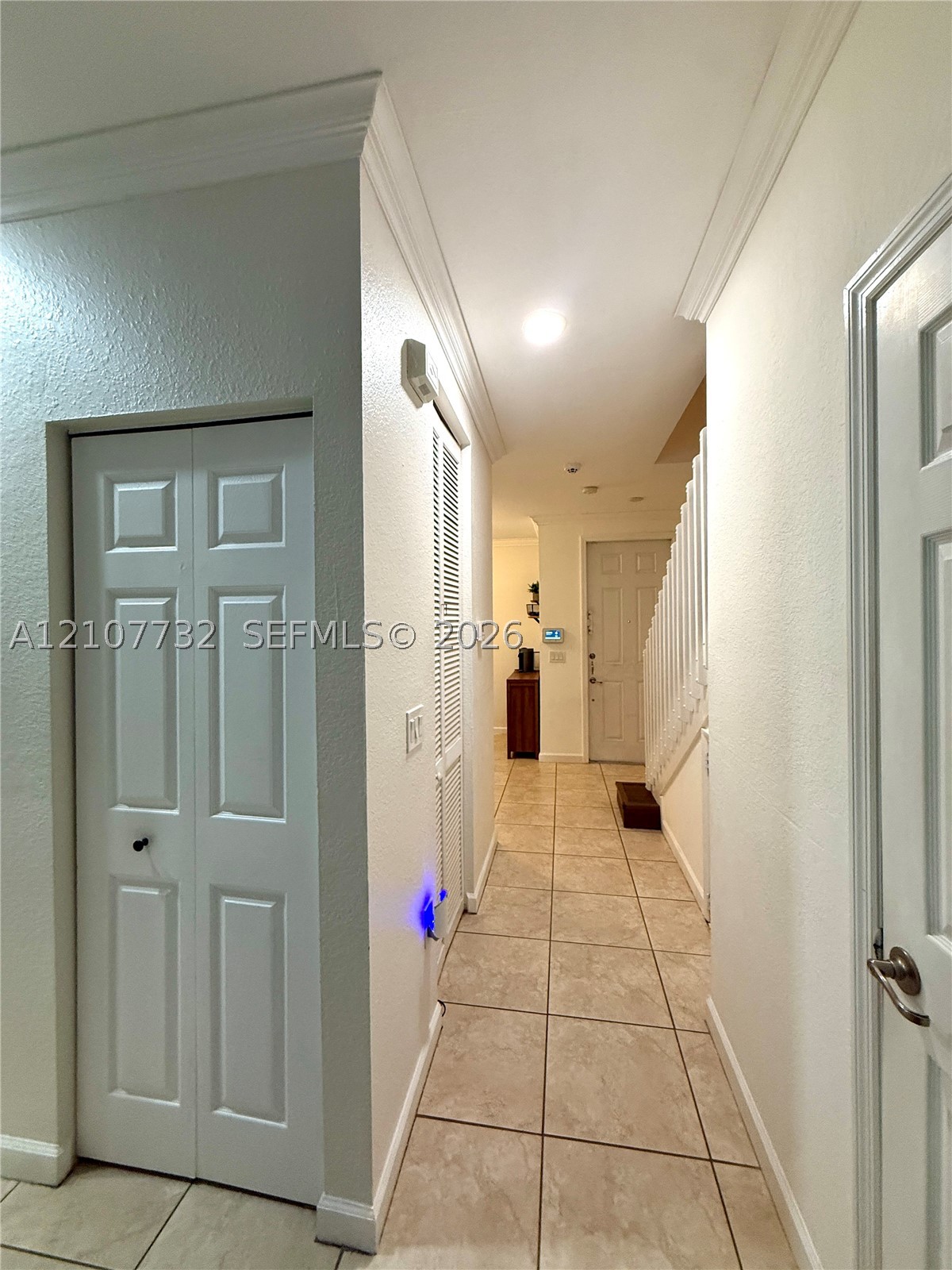 153 Se 28th Pl 7 Property Photo 12