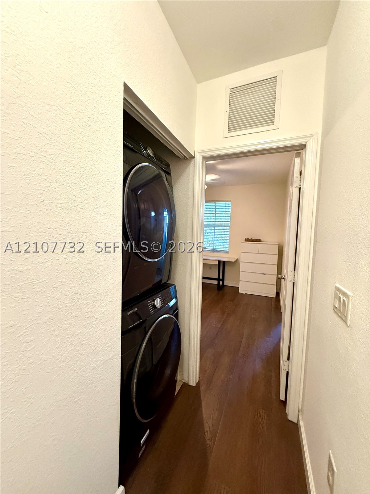 153 Se 28th Pl 7 Property Photo 37