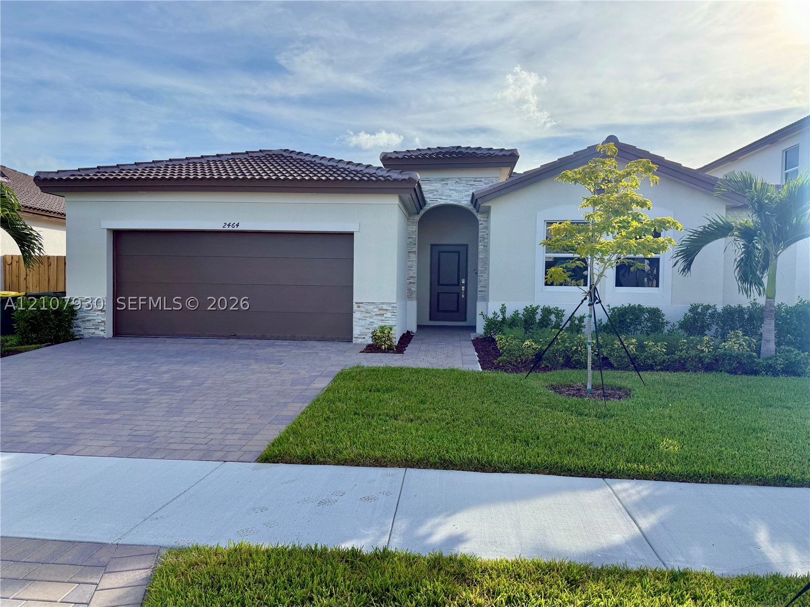 2464 SE 29 Drive . Property Photo 1