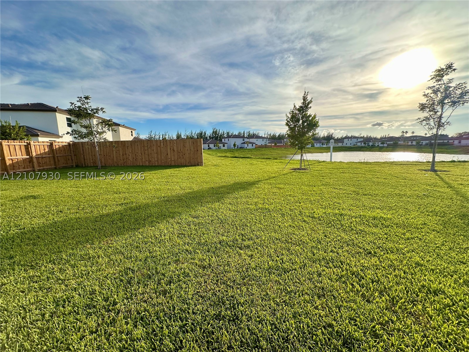 2464 Se 29 Drive . Property Photo 4