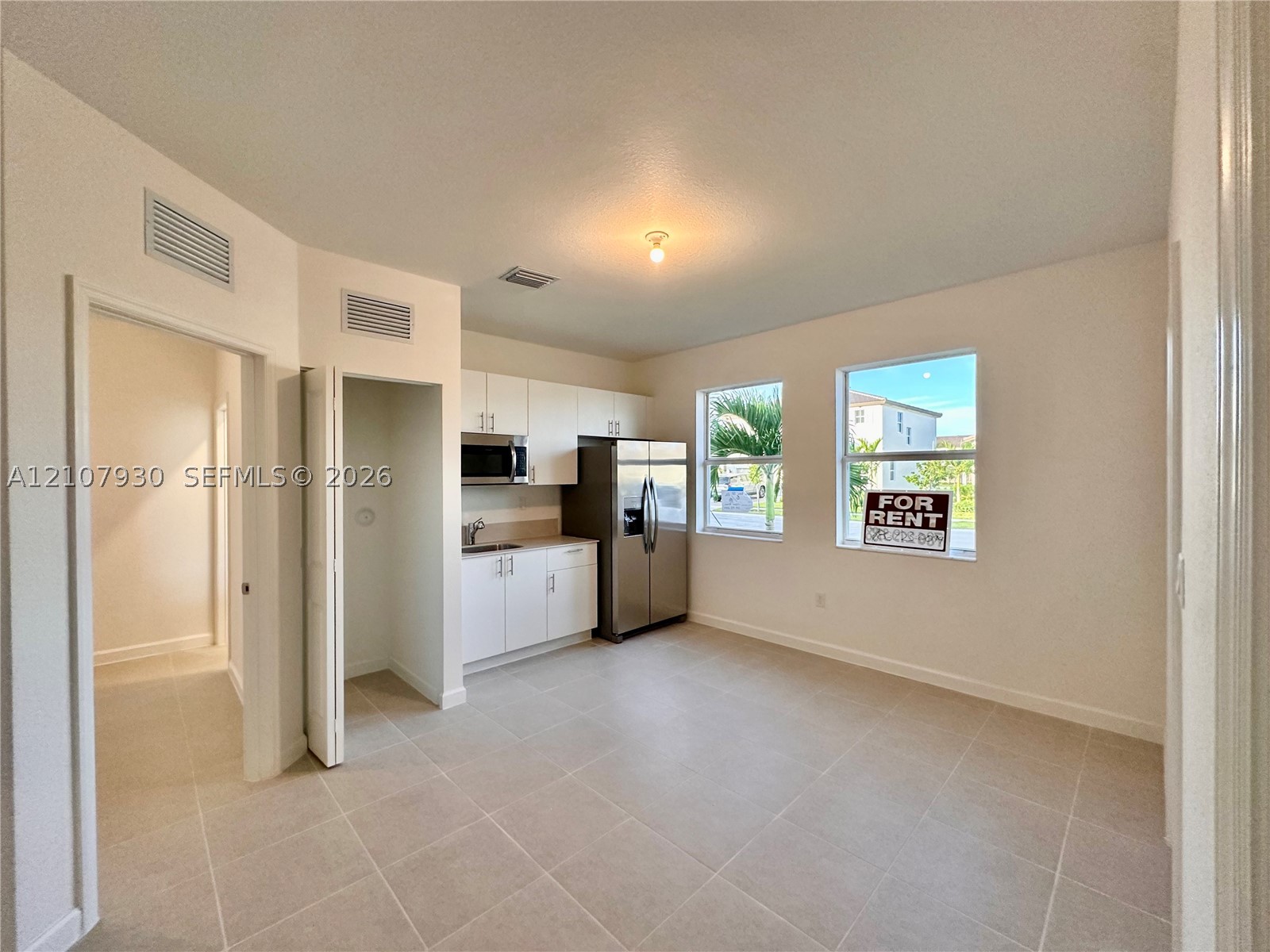 2464 Se 29 Drive . Property Photo 25