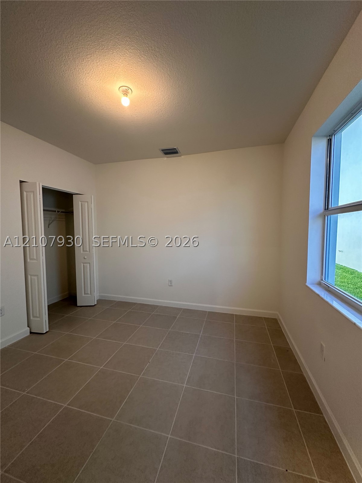 2464 Se 29 Drive . Property Photo 28
