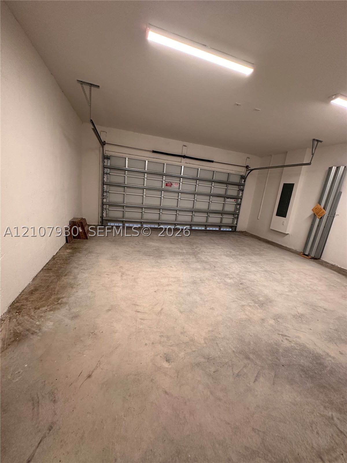 2464 Se 29 Drive . Property Photo 33