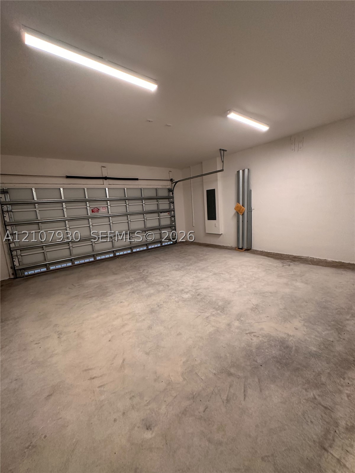 2464 Se 29 Drive . Property Photo 34