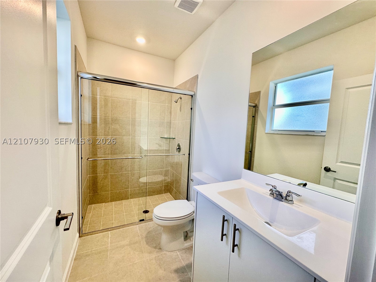 2464 Se 29 Drive . Property Photo 36