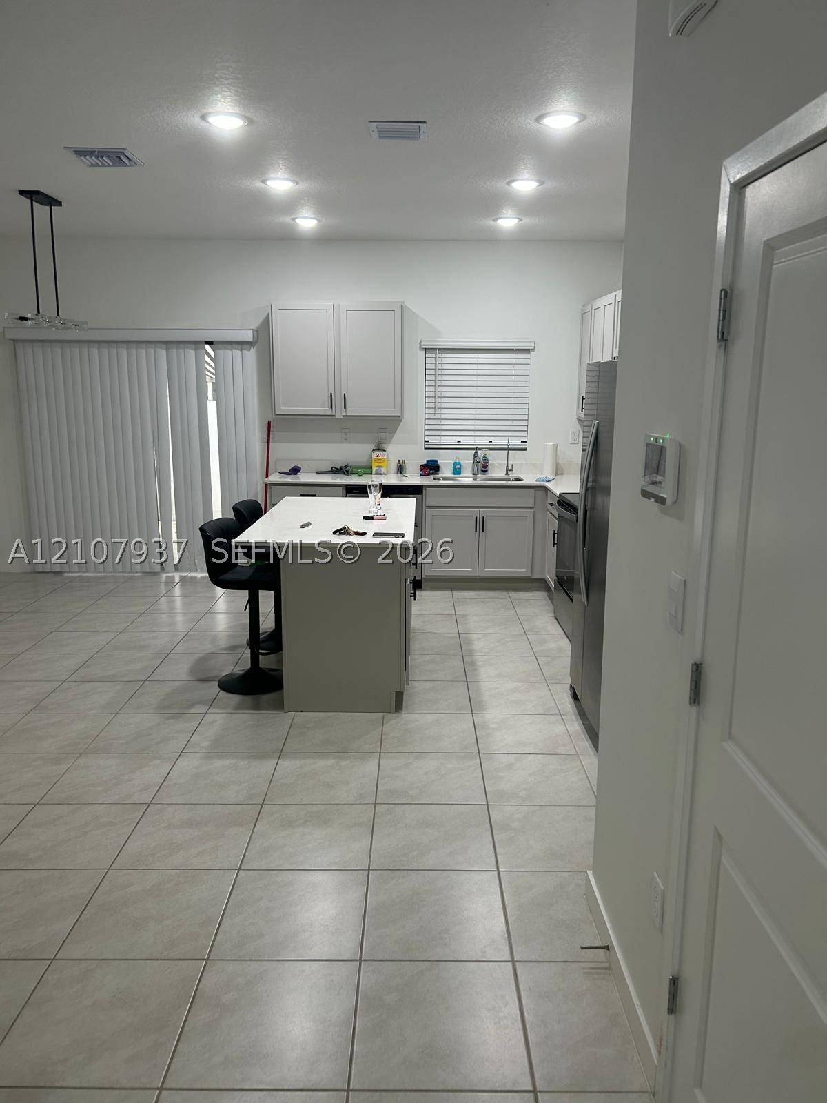 826 Sw 11th Ter Property Photo 6