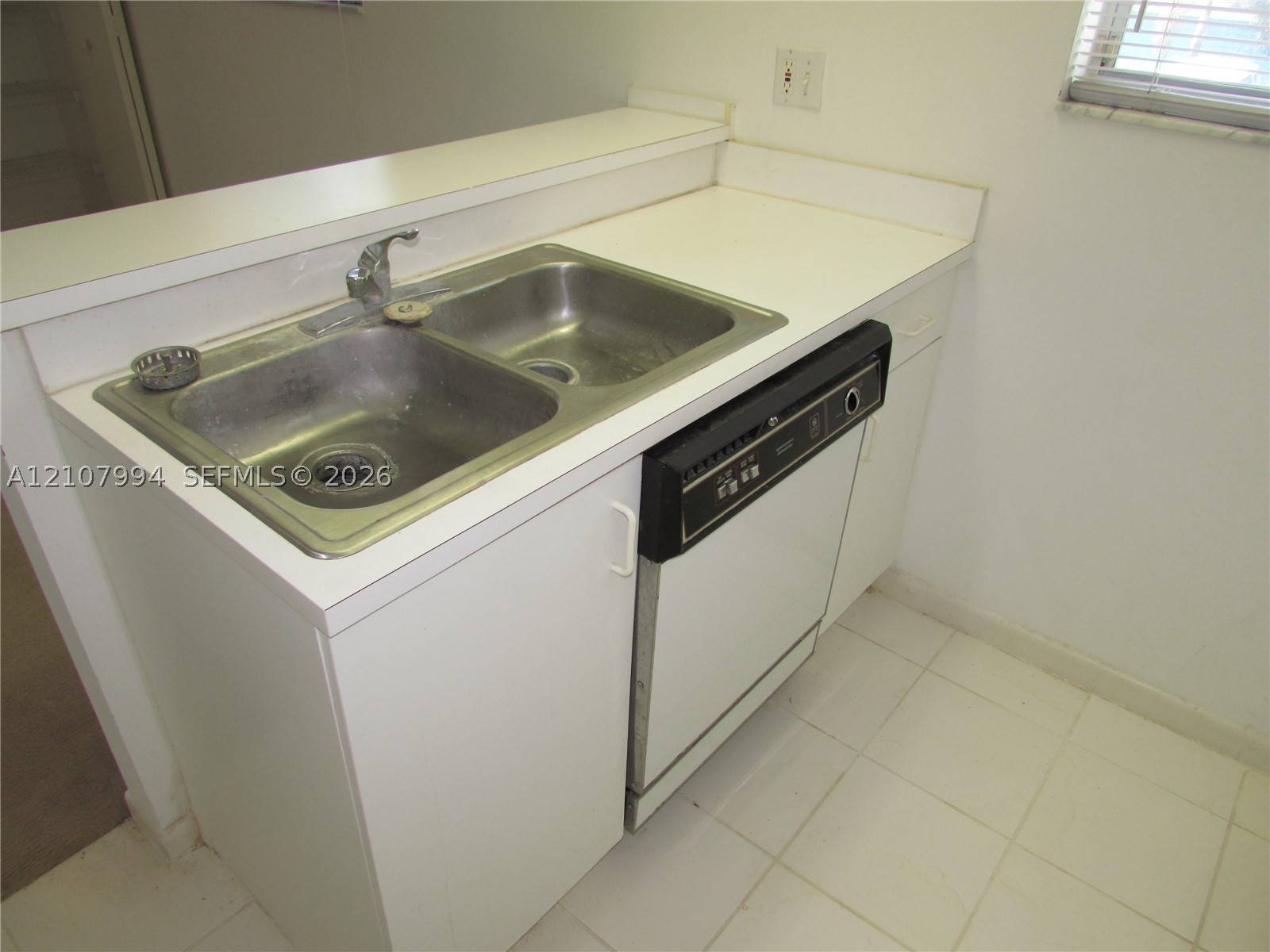 2654 Se 20th Ct 206-d Property Photo 17