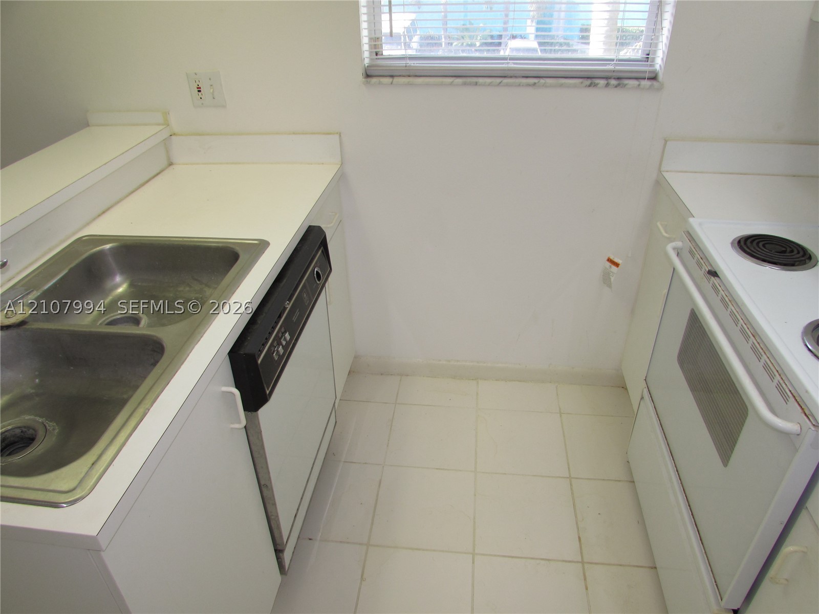 2654 Se 20th Ct 206-d Property Photo 19