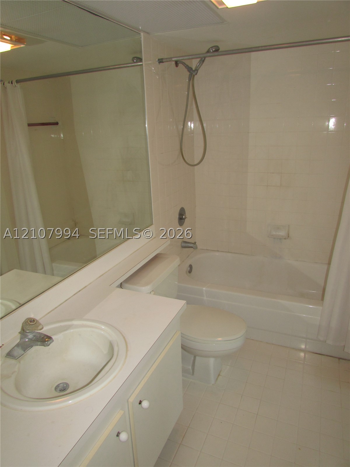 2654 Se 20th Ct 206-d Property Photo 22