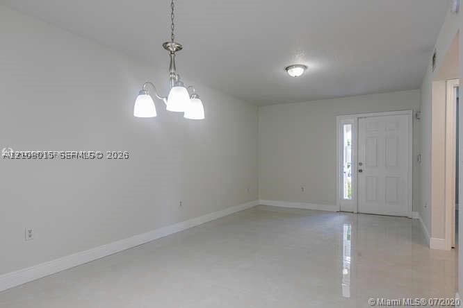 2701 Se 12th Pl 104 Property Photo 2