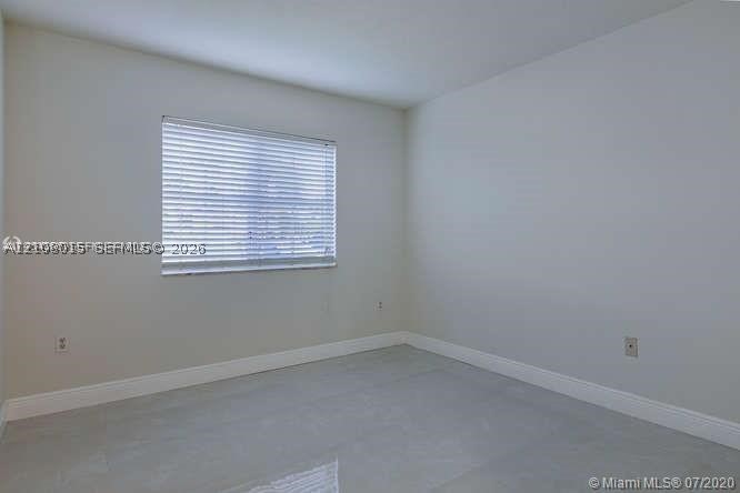 2701 Se 12th Pl 104 Property Photo 10