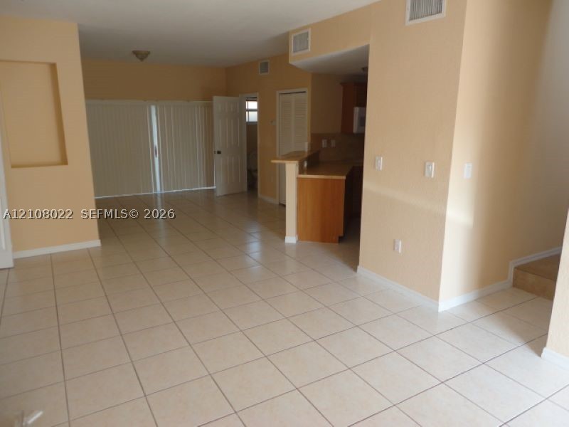 650 Sw 7th Ter 0 Property Photo 5