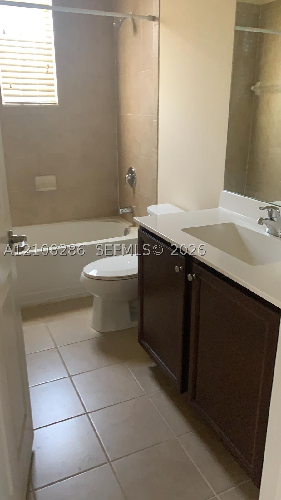 112 Se 28th Ter 21 Property Photo 12