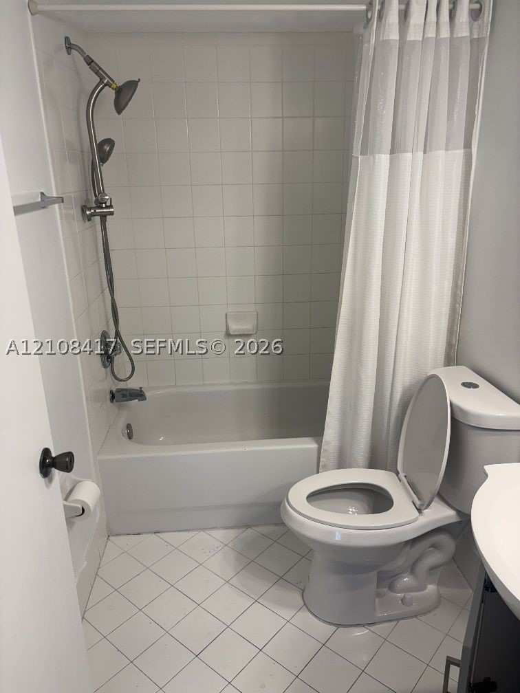 2931 Se 12th Rd 205-55 Property Photo 15