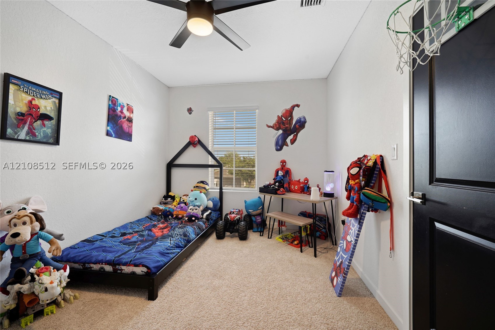 572 Ne 6th Pl Property Photo 6