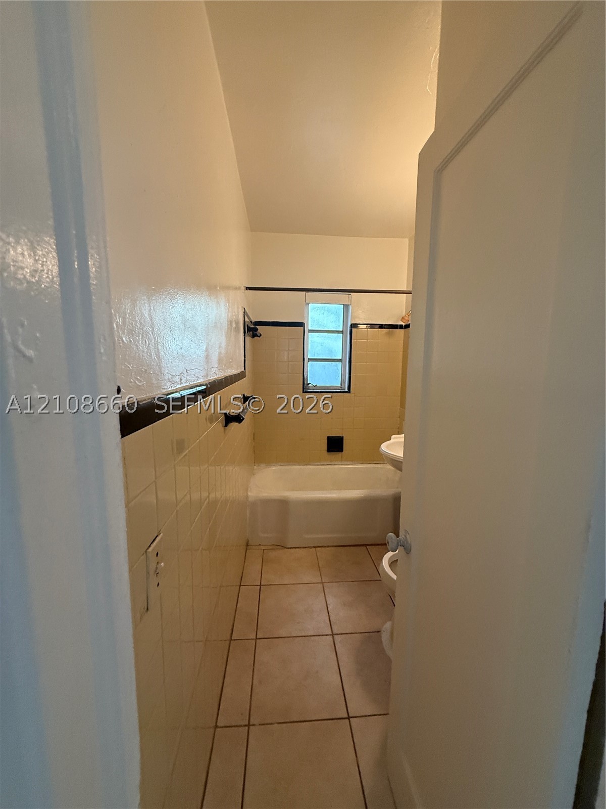 262 Ne 111th St Property Photo 13