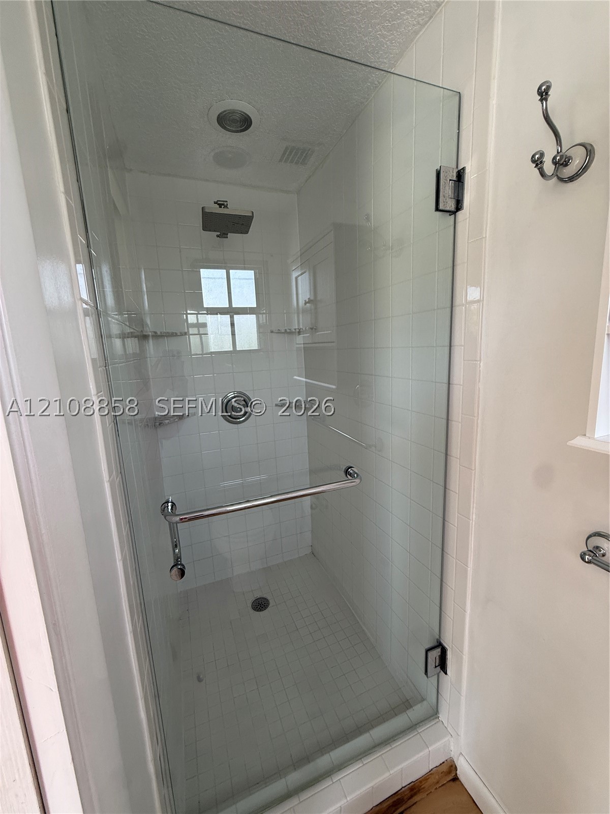 172 Valois Blvd Property Photo 13