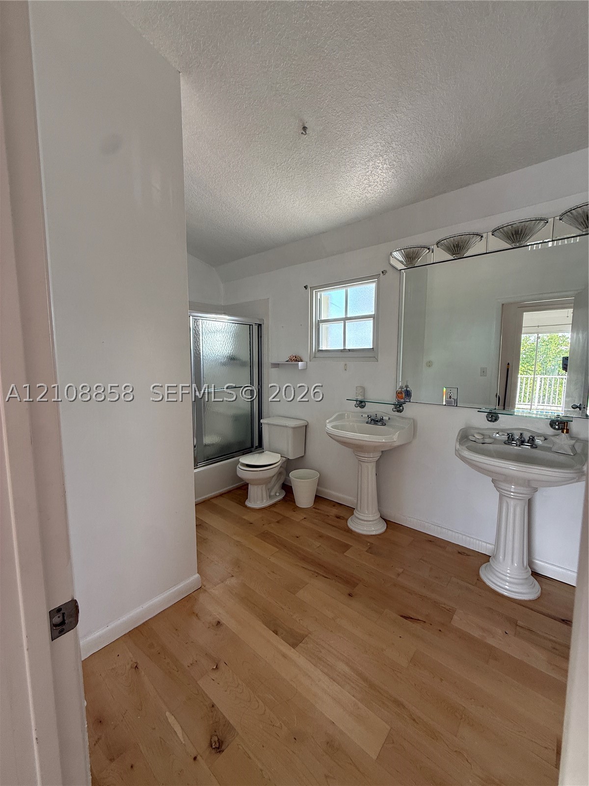 172 Valois Blvd Property Photo 20