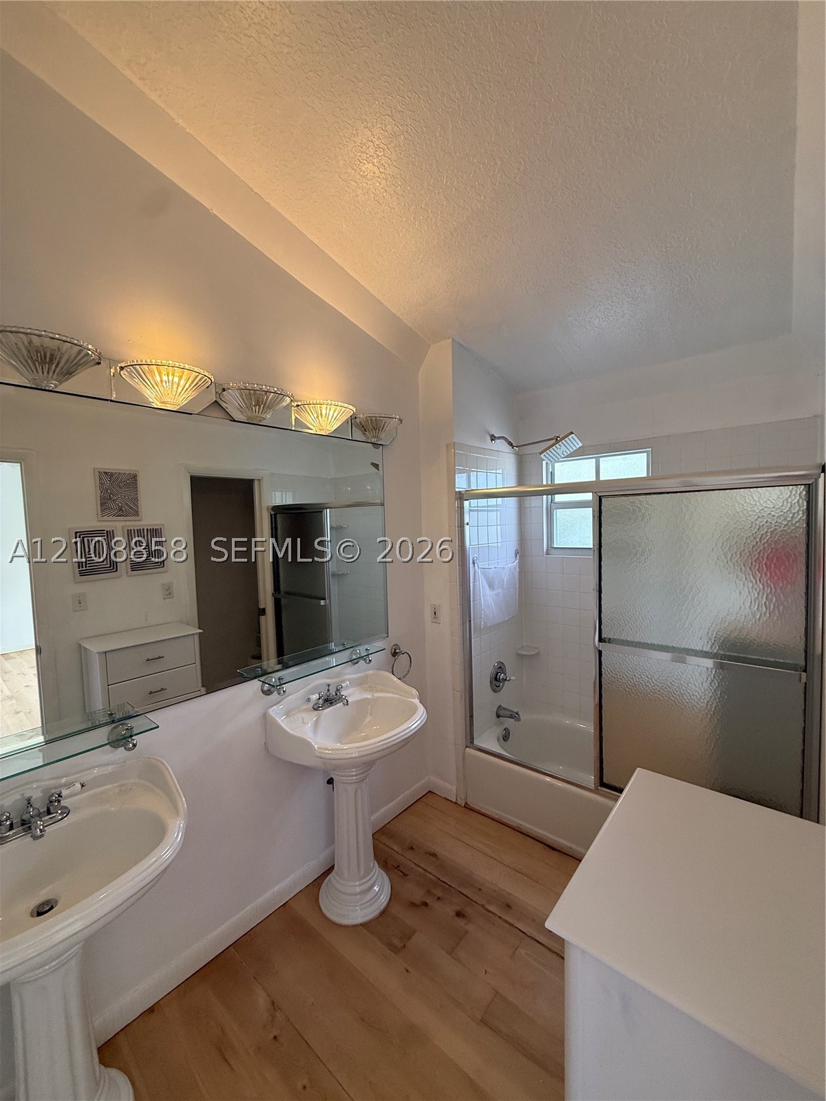 172 Valois Blvd Property Photo 26