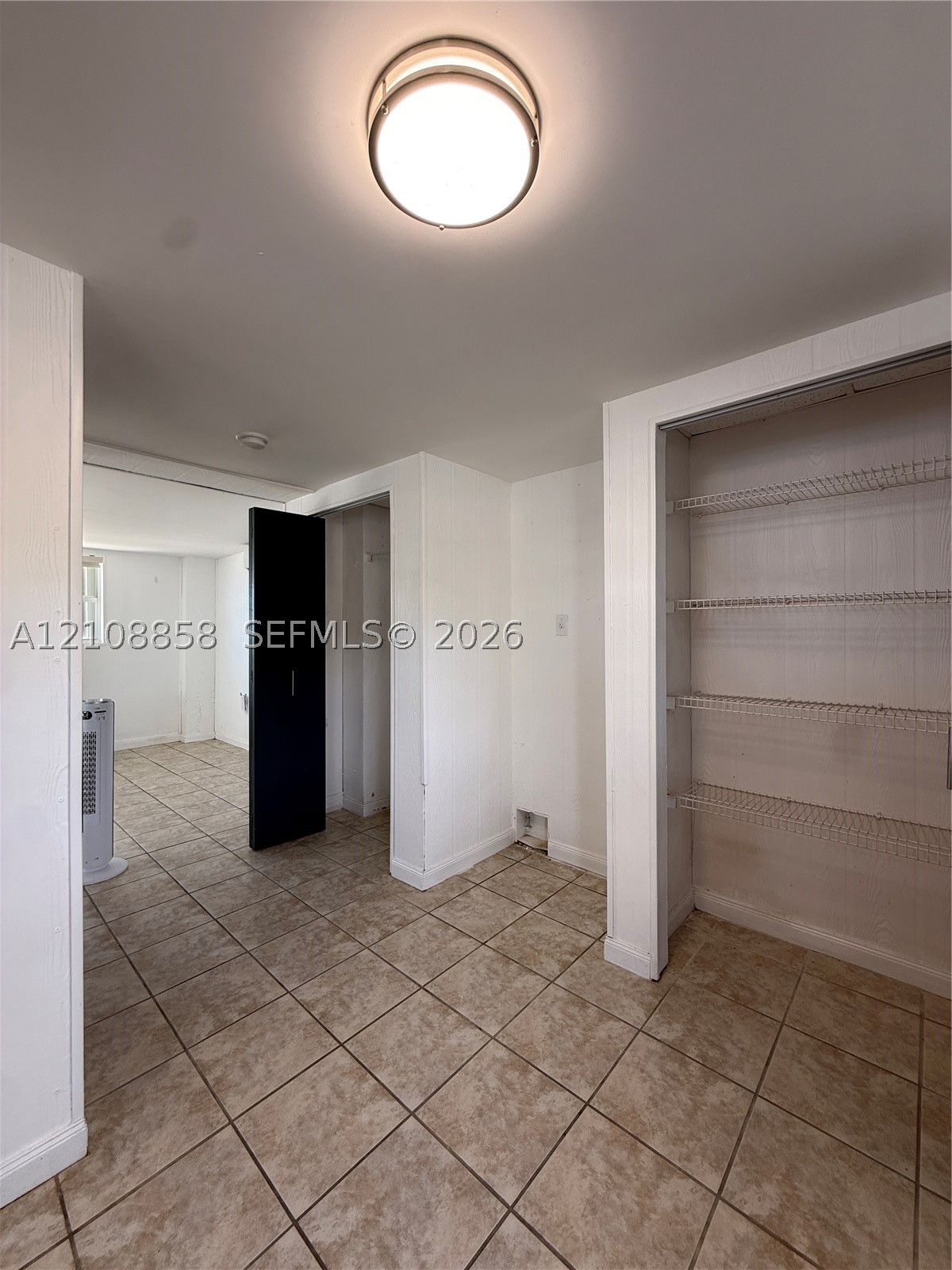 172 Valois Blvd Property Photo 31