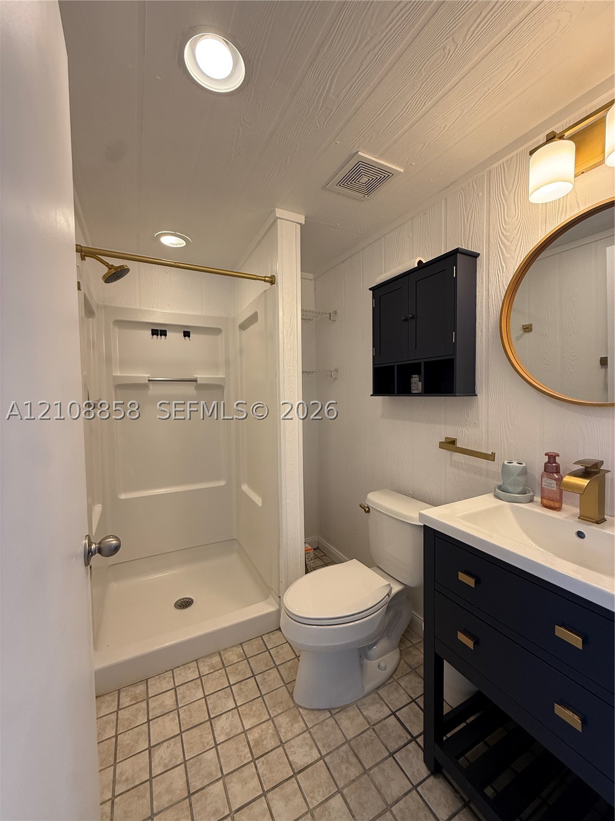 172 Valois Blvd Property Photo 33