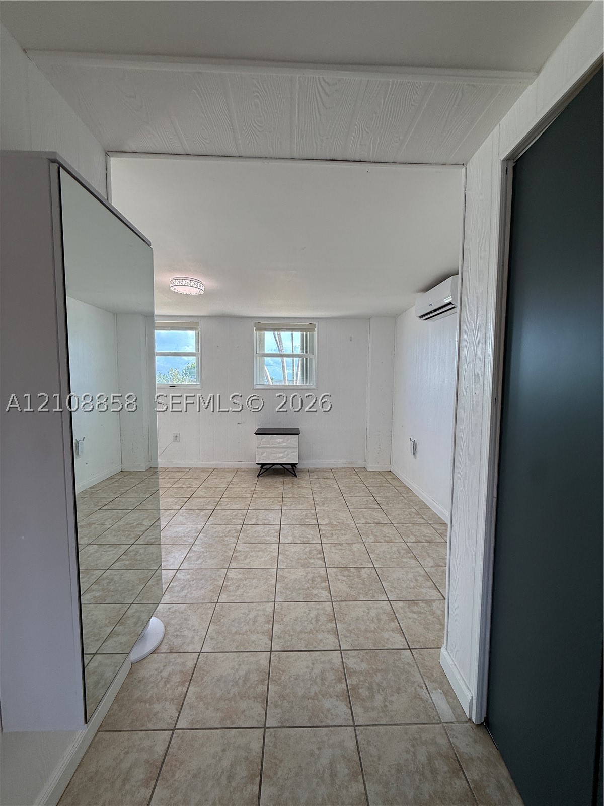 172 Valois Blvd Property Photo 35