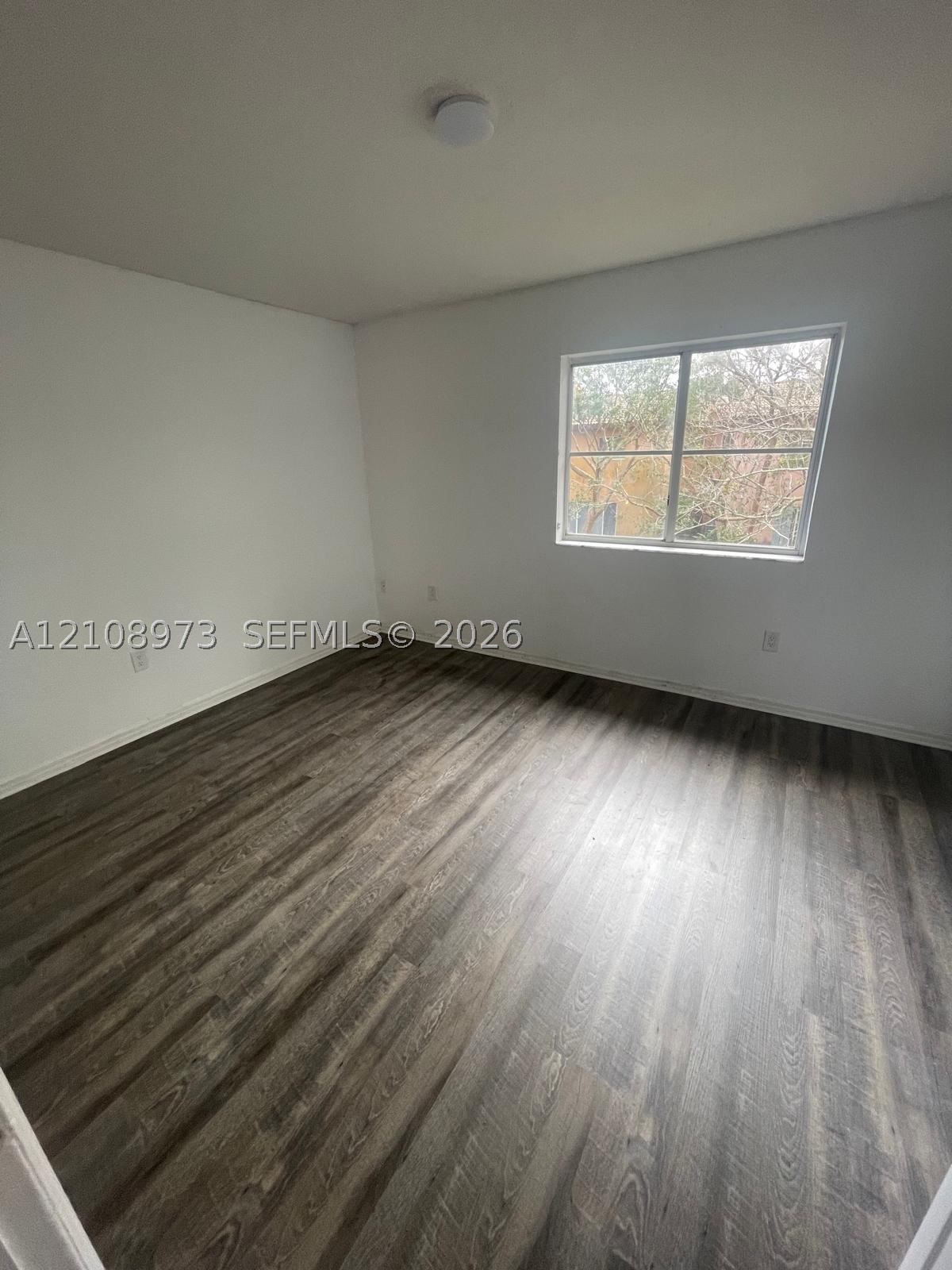 609 Sw 10th St 609 Property Photo 10