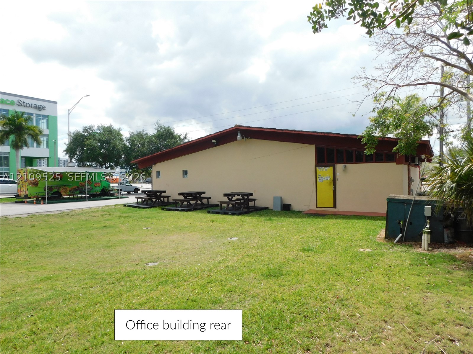 27230 S Dixie Hwy Property Photo 5