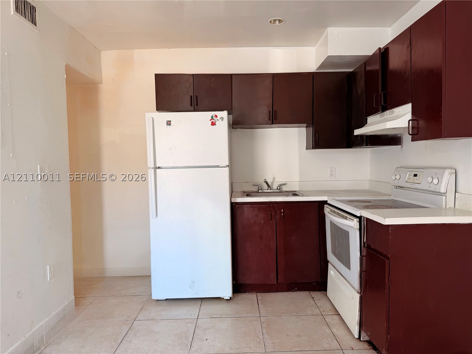 848 SW 5th St 101 Property Photo 1