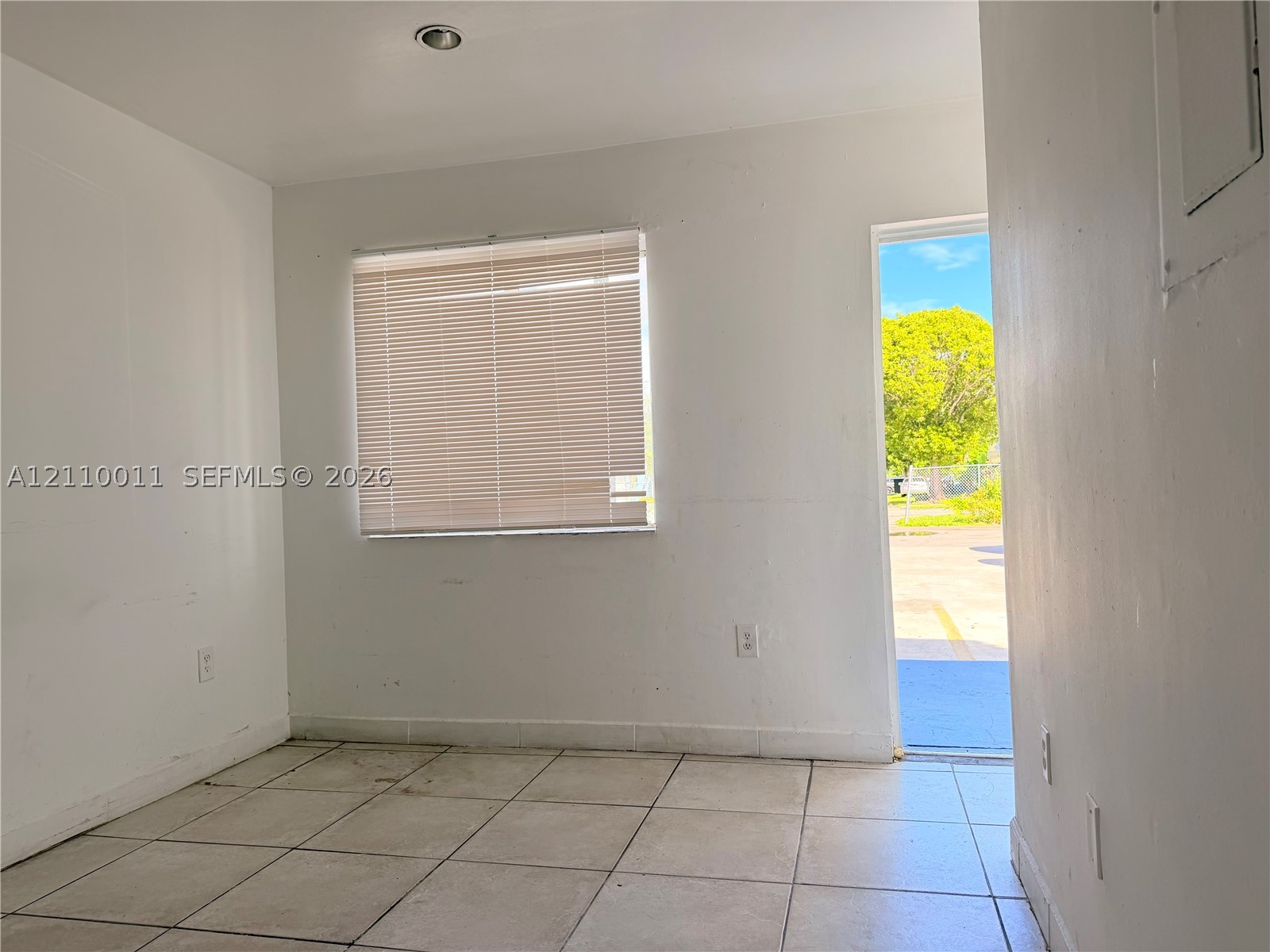 848 Sw 5th St 101 Property Photo 14