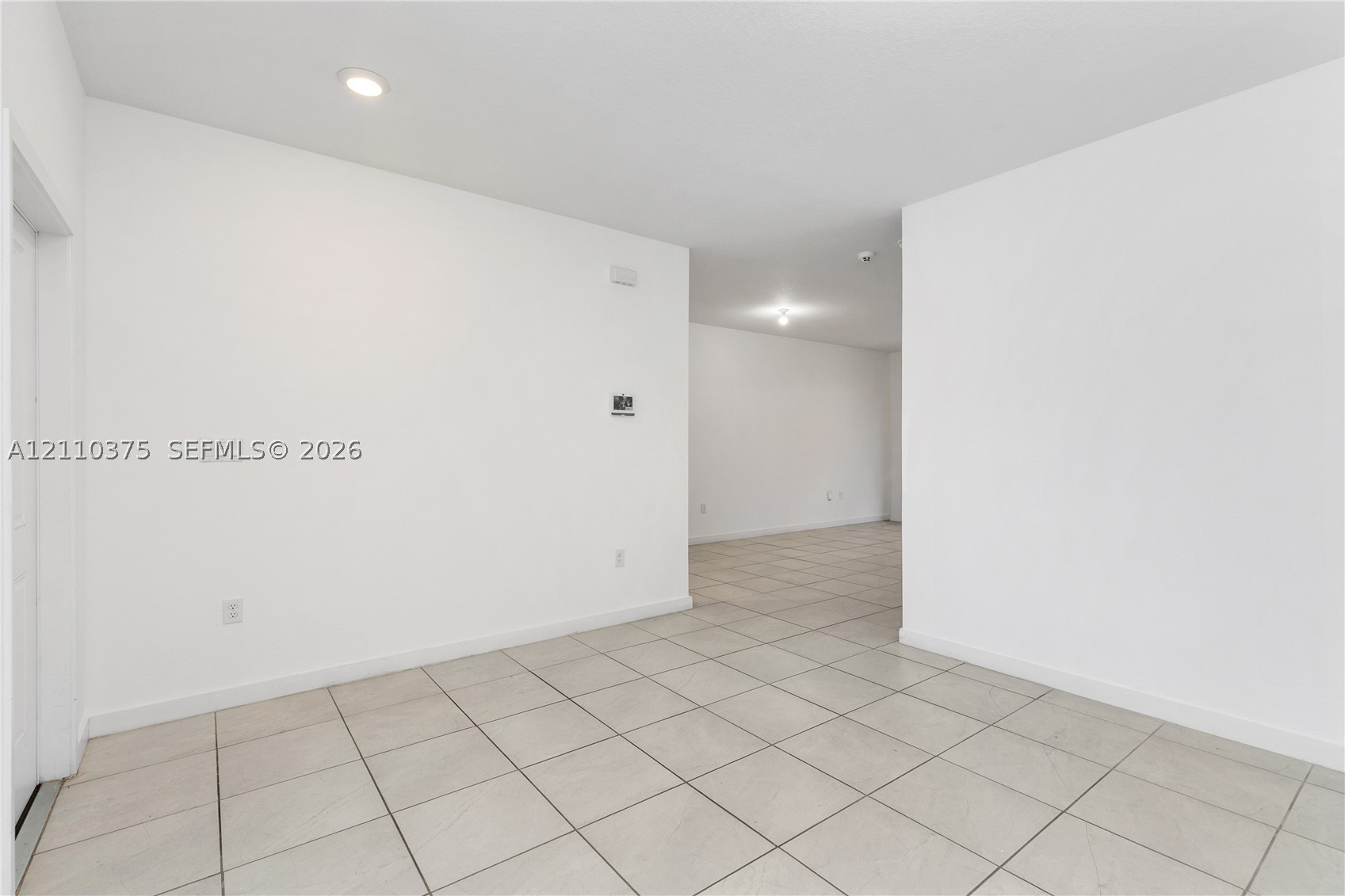 1051 Se 23rd Ter Property Photo 10