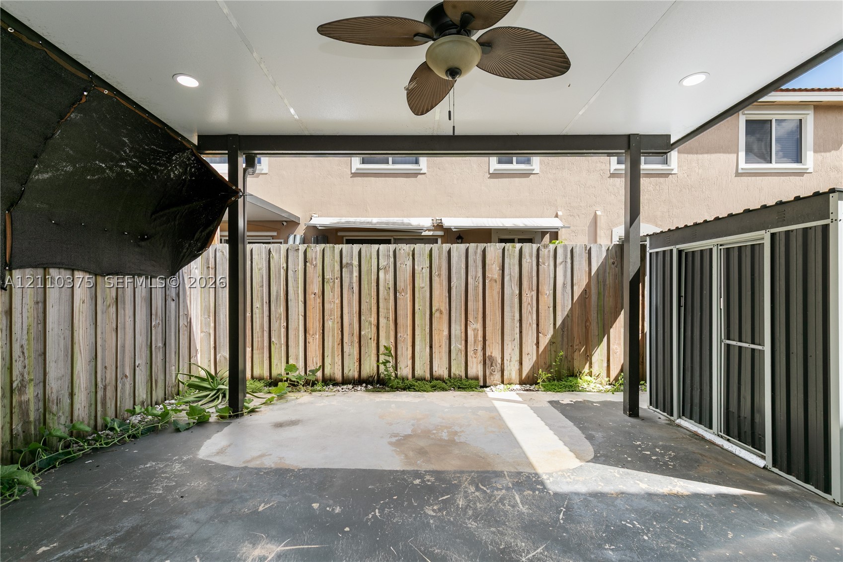1051 Se 23rd Ter Property Photo 36