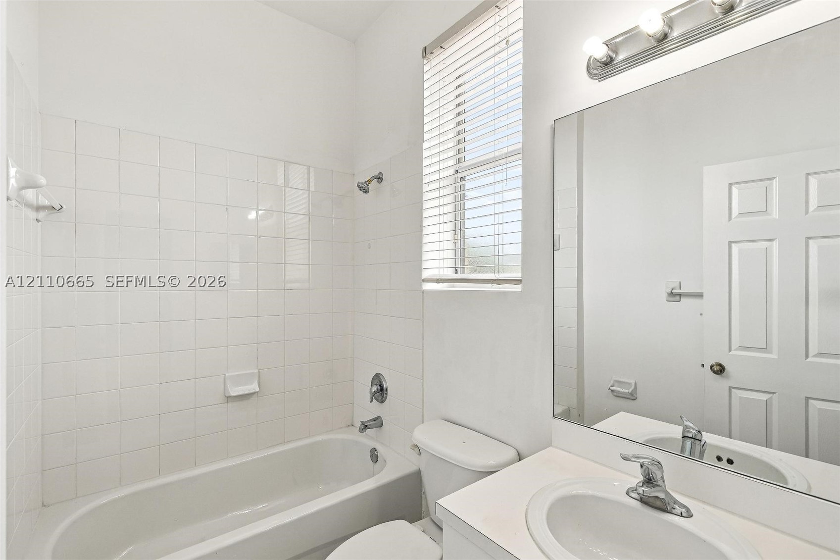 1485 Ne 40th Rd Property Photo 15