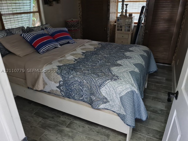 35 Dolphin Rd Property Photo 8